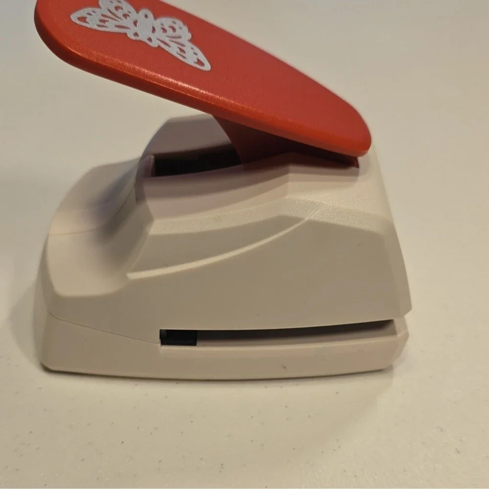 1pc Butterfly Hole Punch, Suitable for Paper Crafts, Scrapbooking